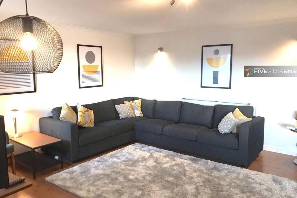Waterfront Living In Leith With Free Parking! Leilighet Edinburgh Eksteriør bilde